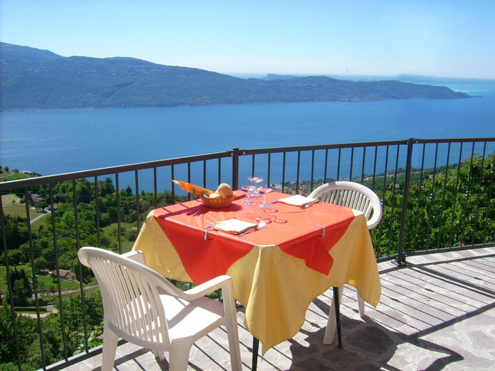 Hotel Trattoria Ca' Vecia Gargnano Esterno foto